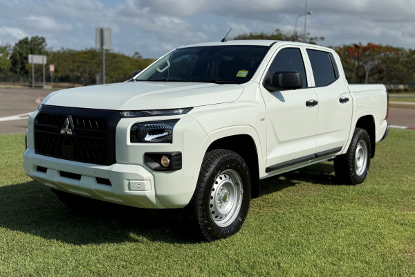 2026 Mitsubishi Triton MV GLX Ute Image 3