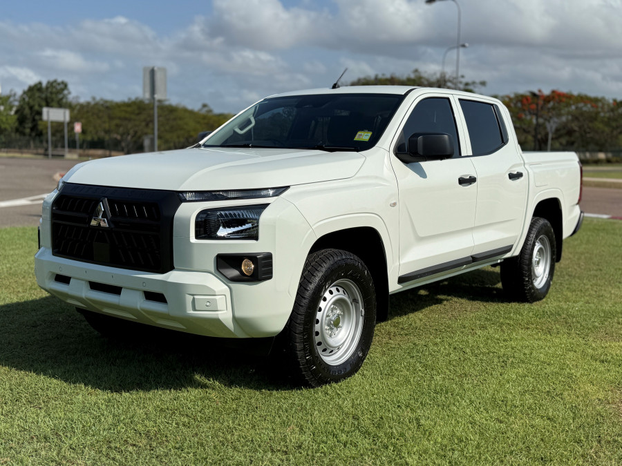 2026 Mitsubishi Triton MV GLX Ute Image 3