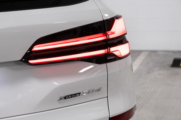 2025 BMW X5 G05 LCI xDrive30d M Sport SUV image 23