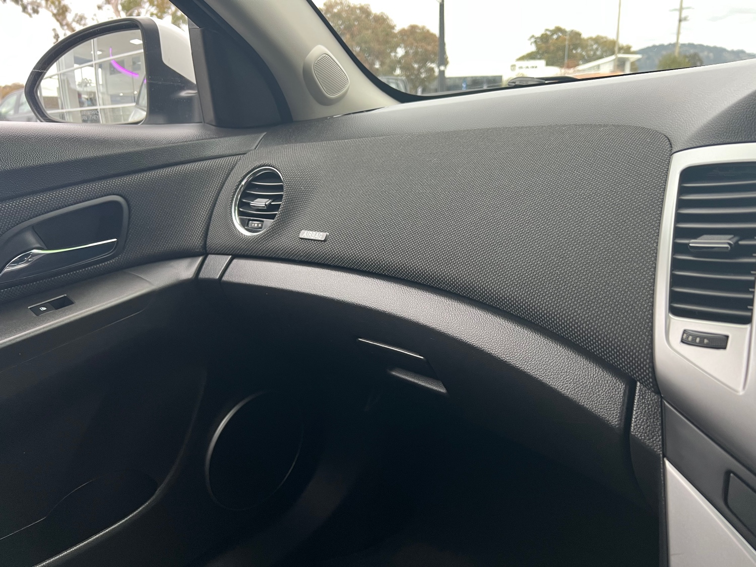 2015 Holden Cruze JH SERIES II MY15 EQUIPE Sedan Image 23