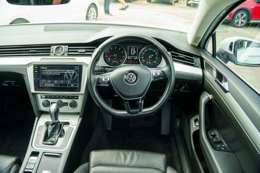 2017 Volkswagen Passat B8 132TSI Comfortline Sedan Image 9