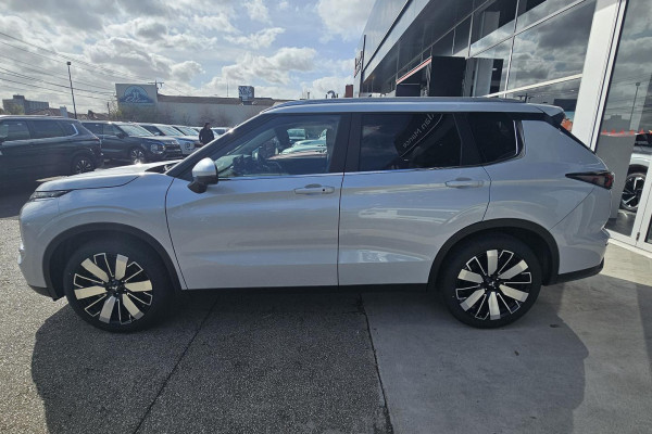 2026 MY25 Mitsubishi Outlander ZM Aspire SUV Image 2
