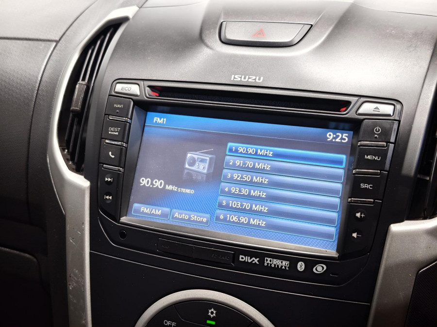 2014 Isuzu MU-X LS-T SUV Image 10