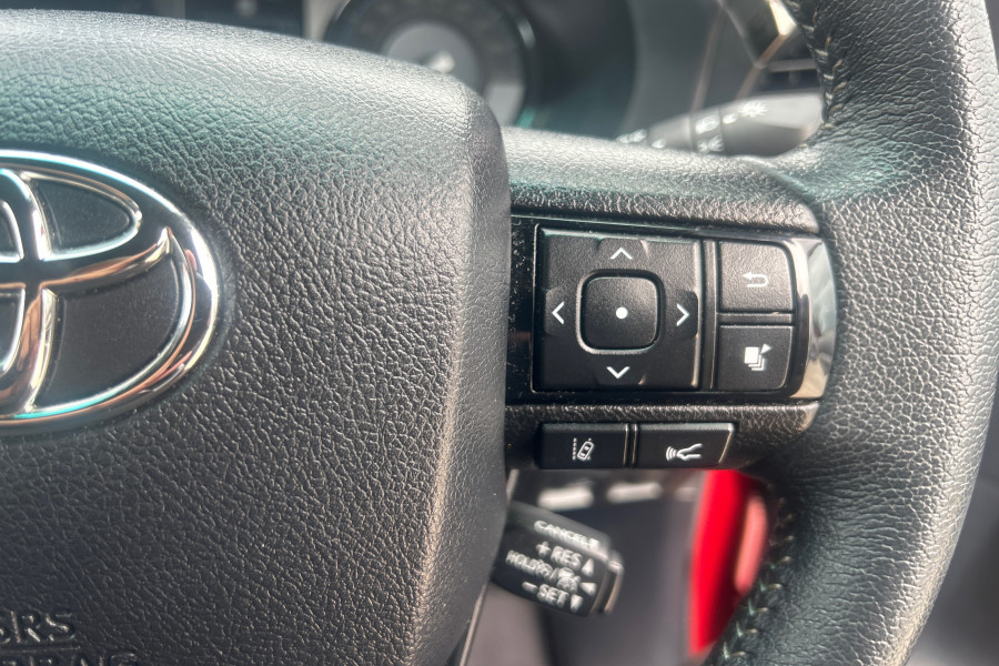 2022 Toyota HiLux GUN126R Rogue Double-Cab Pick-Up Image 39