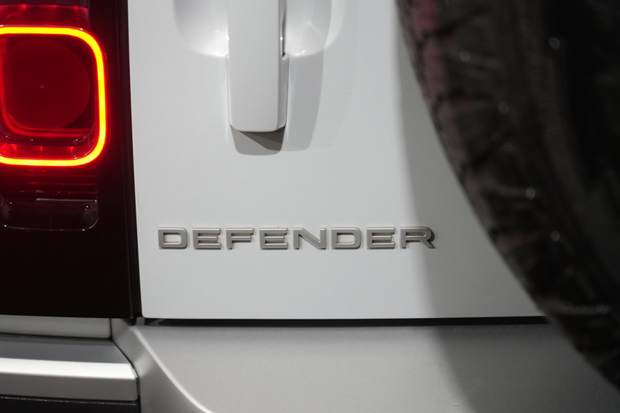 2023 Land Rover Defender L663 110 P300 SUV