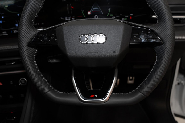2026 Audi Q5 e-hybrid 270kW SUV image 11