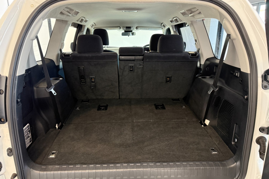 2018 Toyota LandCruiser Prado GDJ150R GXL SUV Image 9