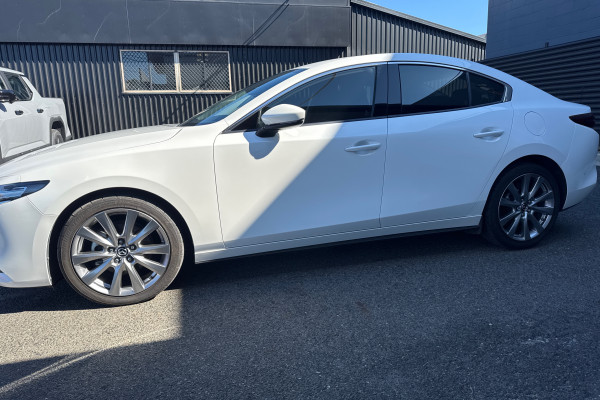 2019 Mazda 3 BP Series G25 GT Sedan Image 5