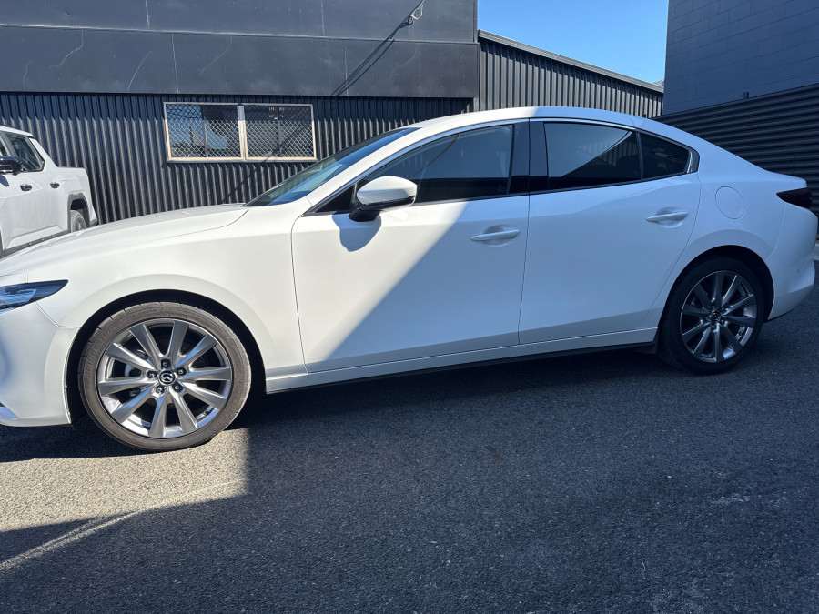 2019 Mazda 3 BP Series G25 GT Sedan Image 5