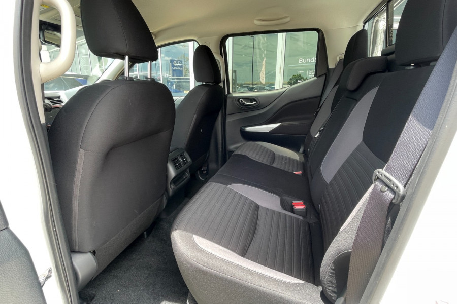 2024 Nissan Navara D23 ST Ute Image 13