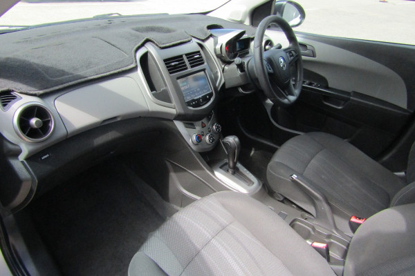 2015 Holden Barina TM  X Hatch Image 5