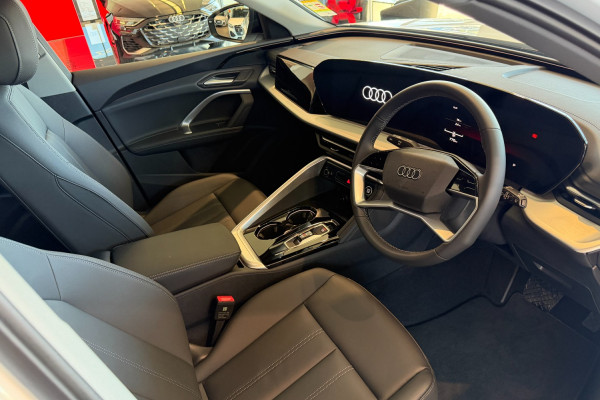 2025 Audi Q5 FY TFSI Sport SUV Image 8