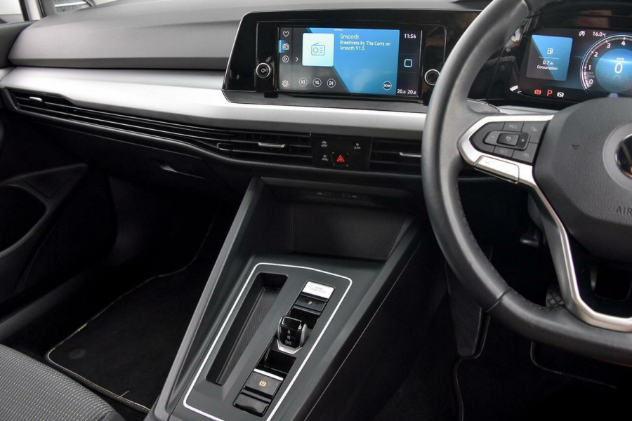 2021 Volkswagen Golf 8 110TSI Wagon Image 12