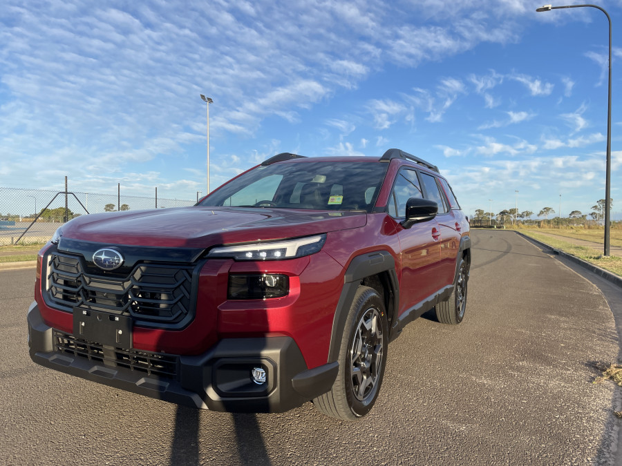2026 Subaru Outback  7GEN AWD Touring SUV Image 5
