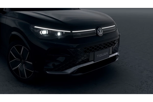 2026 Volkswagen Tiguan CT 195TSI R-Line SUV Image 4