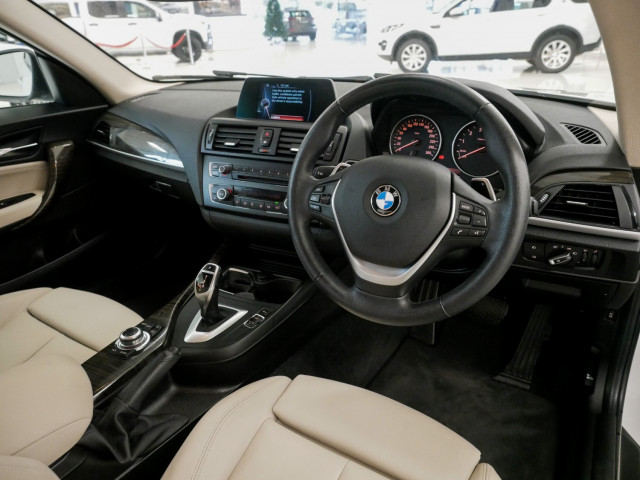 2015 BMW 2 Series F22 220i Modern Line Coupe Image 9