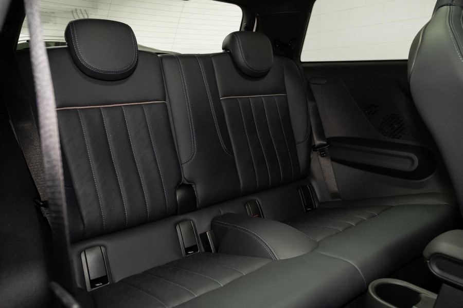 2025 MINI Cooper F65 C Favoured Hatch