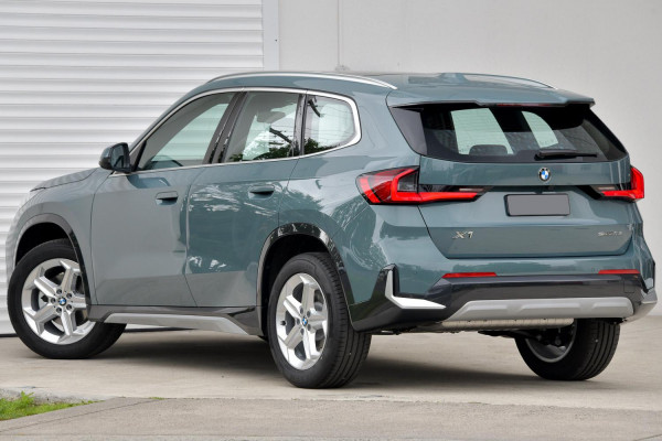 2025 BMW X1 U11 sDrive18i SUV image 2