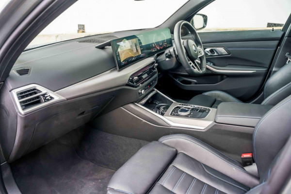 2025 BMW 3 Series G20 LCI II 330i M Sport Sedan image 7