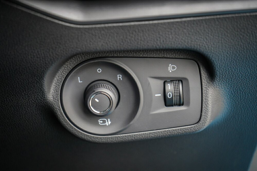2023 MG MG4 MEH32 Essence 64 Hatch Image 18