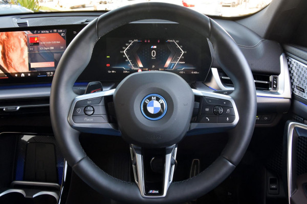 2024 BMW iX2 U10 eDrive20 M Sport SUV image 8