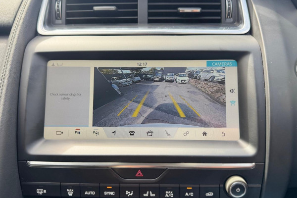 2019 Jaguar E-PACE X540 P250 SE SUV Image 12