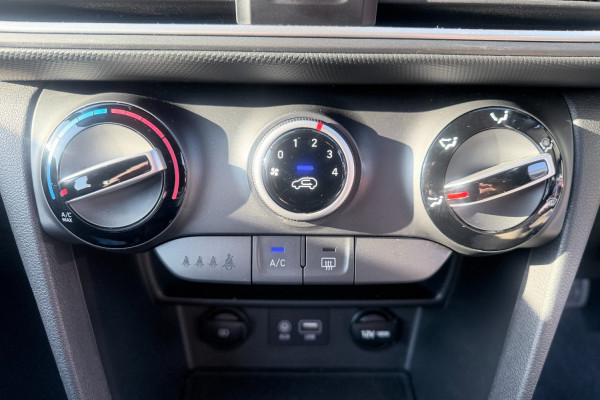 2019 MY20 Hyundai KONA OS.3 Active SUV Image 13