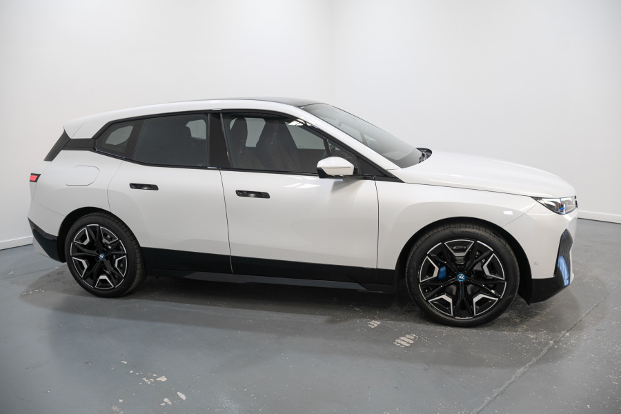 2022 BMW iX xDrive50 Sport SUV Image 7
