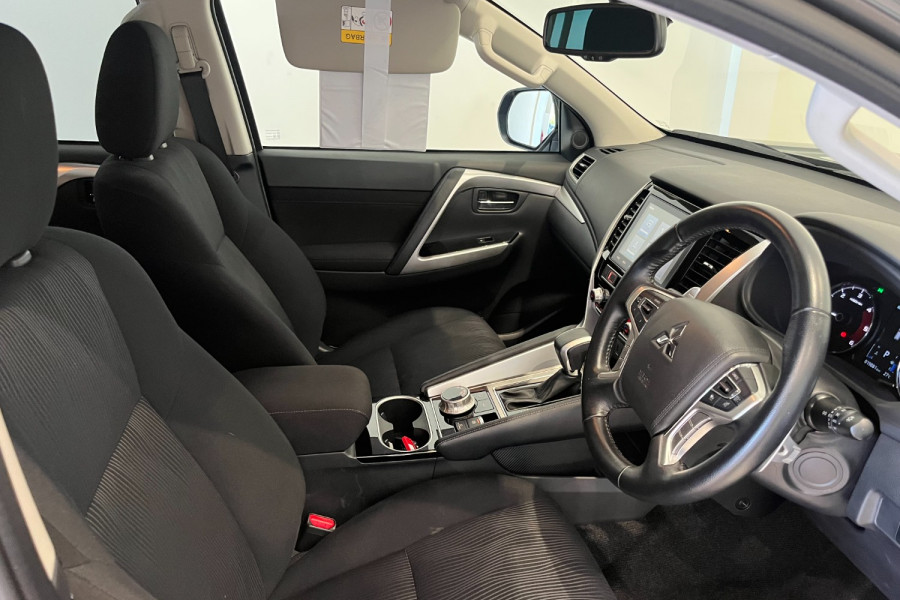 2023 Mitsubishi Pajero Sport QF GLS SUV Image 11