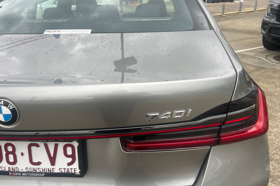 2021 BMW 7 Series G11 LCI Turbo 740i Sedan Image 21