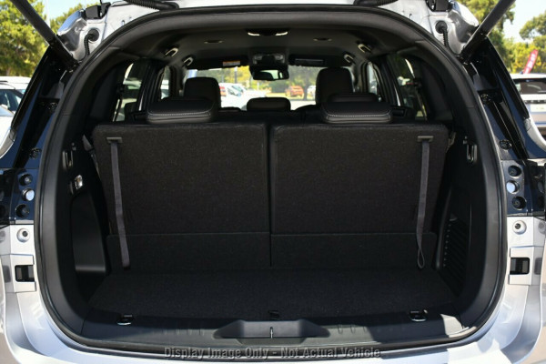 2025 MY25.5 Isuzu MU-X RJ LS-T SUV Image 19
