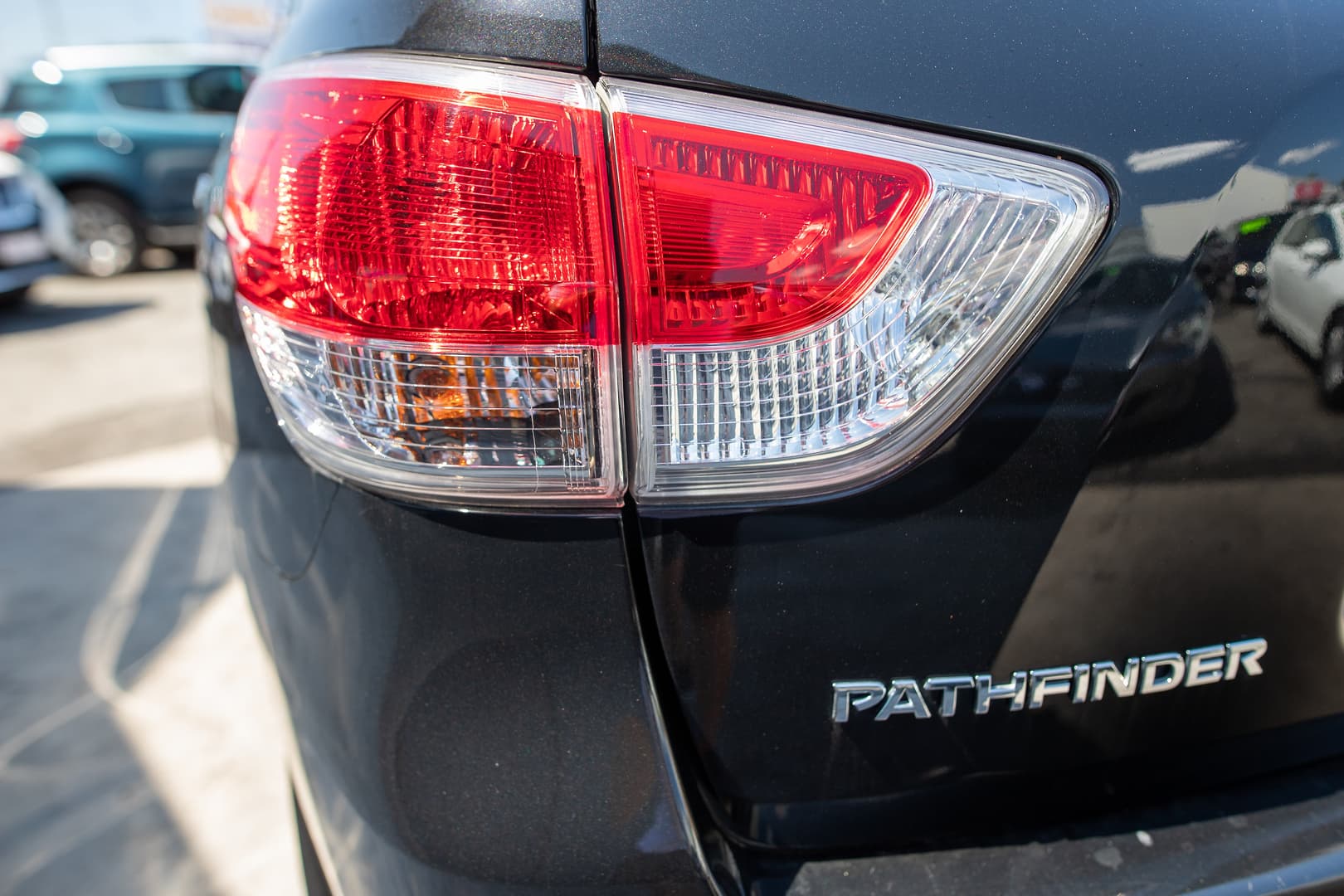 2015 Nissan Pathfinder R52 ST-L SUV Image 6