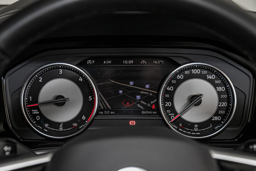 2022 Volkswagen Touareg CR 170TDI SUV Image 19