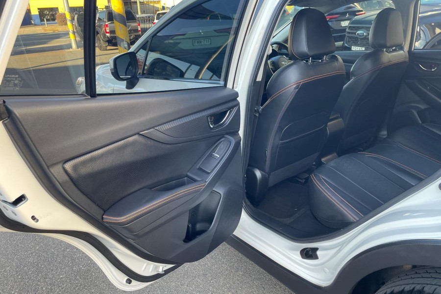 2019 Subaru XV G5-X 2.0i-S SUV Image 16