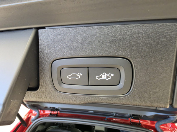 2022 [THIS VEHICLE IS SOLD] image 18