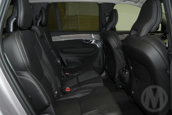 2025 MY26 Volvo XC90 L Series Ultra B5 Dark SUV Image 16