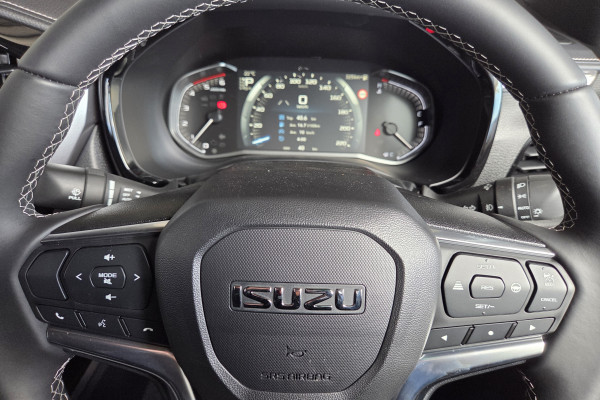2026 Isuzu D-MAX RG LS-U Ute Image 12