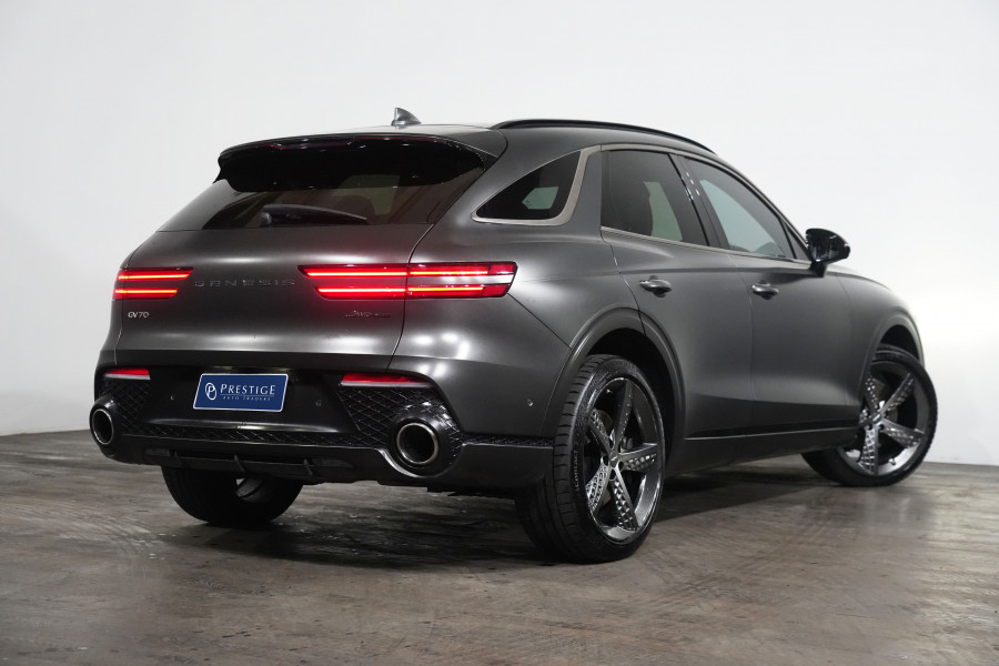 2023 Genesis GV70 2.5t Awd SUV Image 7