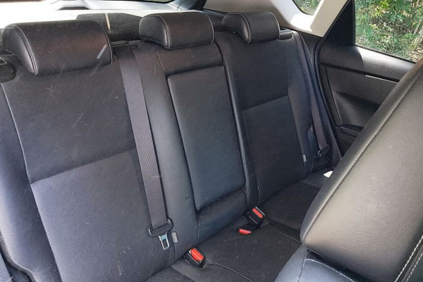 2017 Toyota Corolla ZRE182R ZR Hatch Image 9