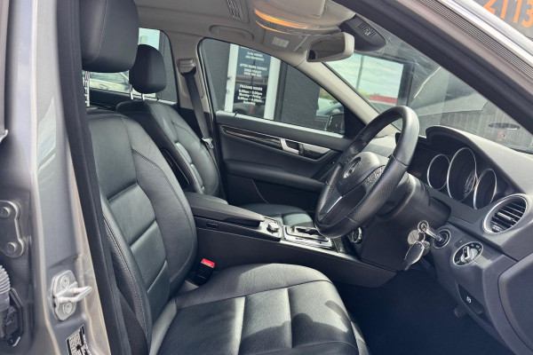 2012 Mercedes-Benz C-Class W204 C250 BlueEFFICIENCY Elegance Sedan Image 18