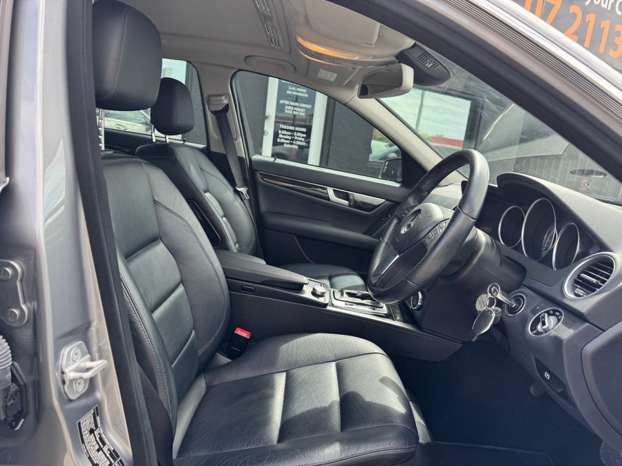 2012 Mercedes-Benz C-Class W204 C250 BlueEFFICIENCY Elegance Sedan Image 18