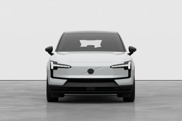2026 Volvo EX30  Single Motor Extended Range Plus SUV