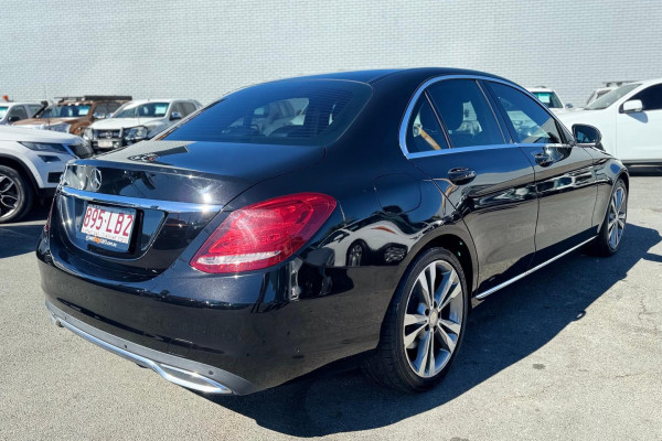 2015 Mercedes-Benz C-Class W205 C200 Sedan Image 6
