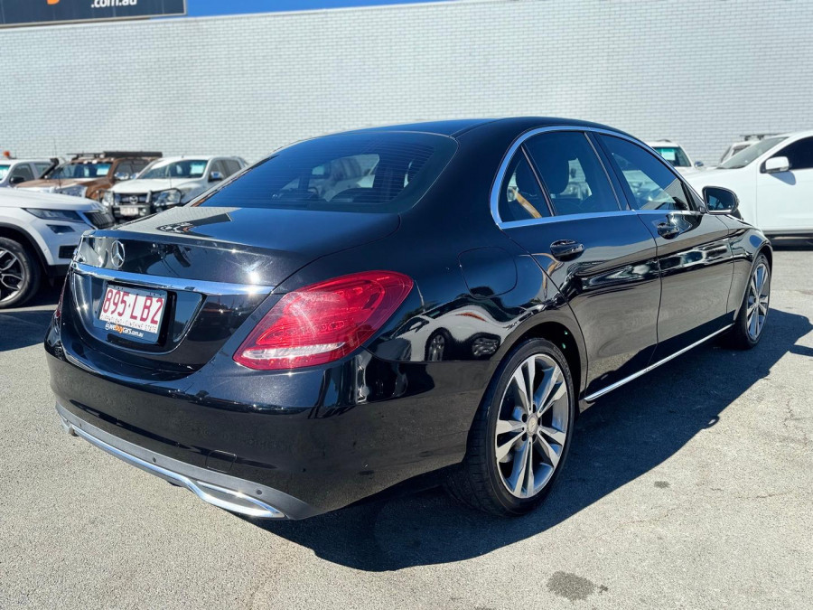 2015 Mercedes-Benz C-Class W205 C200 Sedan Image 6