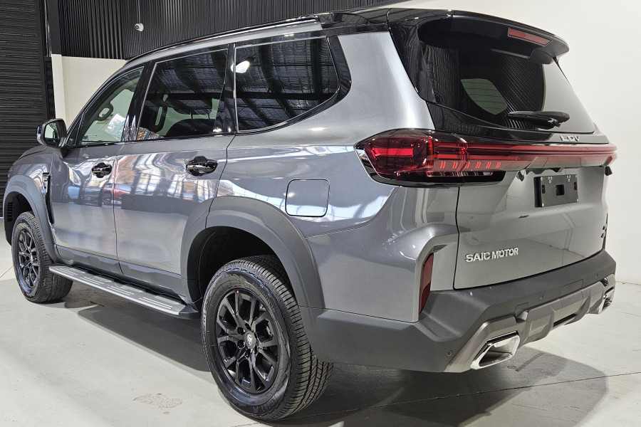2025 LDV D90 SV9A Executive SUV Image 7