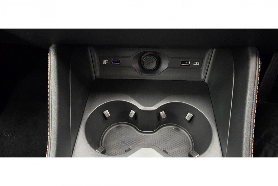 2024 MY24.5 MG HS AS33 Vibe SUV Image 18