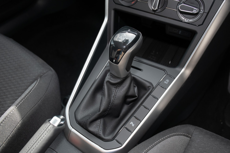2025 MY26 Volkswagen Polo AE 85TSI Life Hatch Image 13