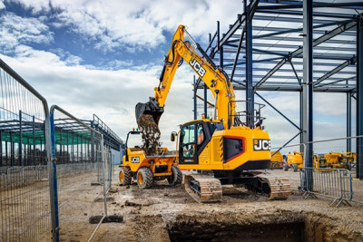New JCB 245XR Tracked Excavator