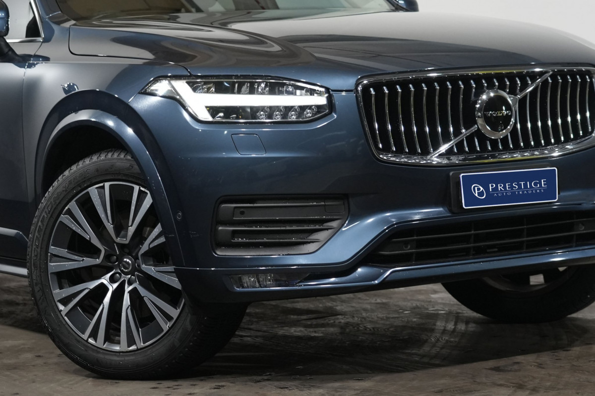 2021 Volvo XC90 L Series T6 Momentum SUV