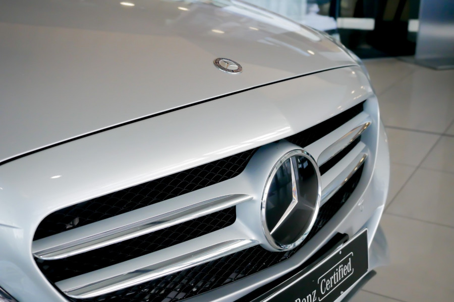 2016 MY17 Mercedes-Benz C-Class W205 e Sedan Image 11
